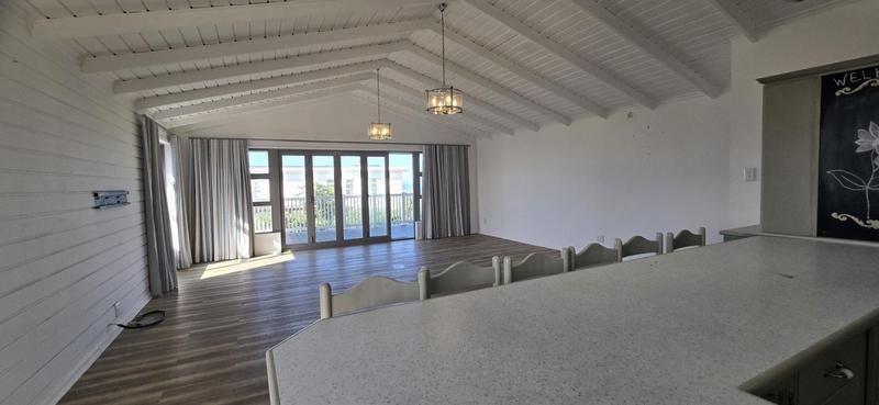 4 Bedroom Property for Sale in Southern Cross Western Cape